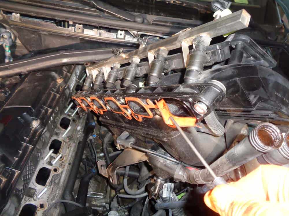 See P0AEC repair manual